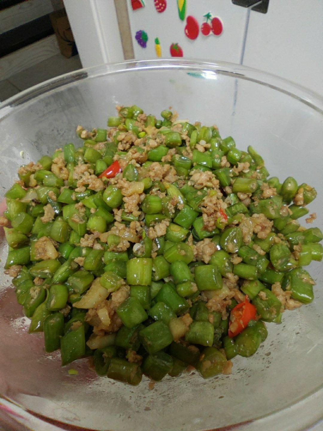 肉沫豆角下饭菜