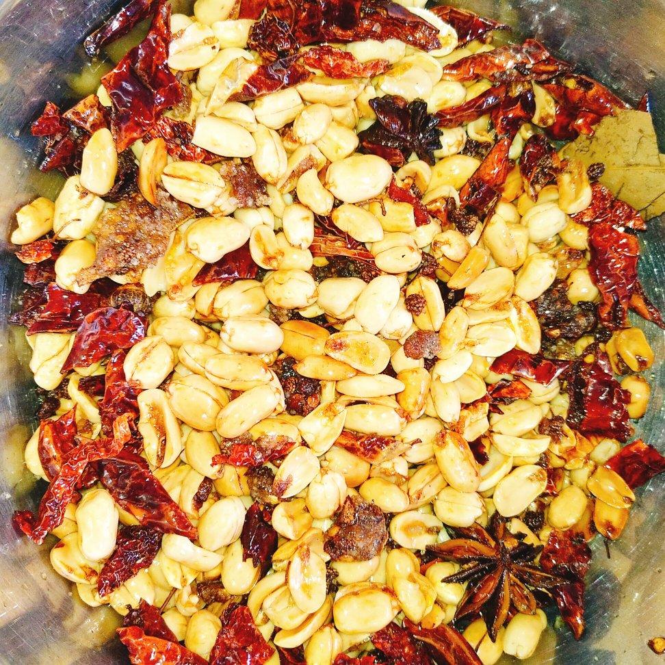 厨师长教你：“麻辣花生米”的家常做法，口口香脆，收藏了