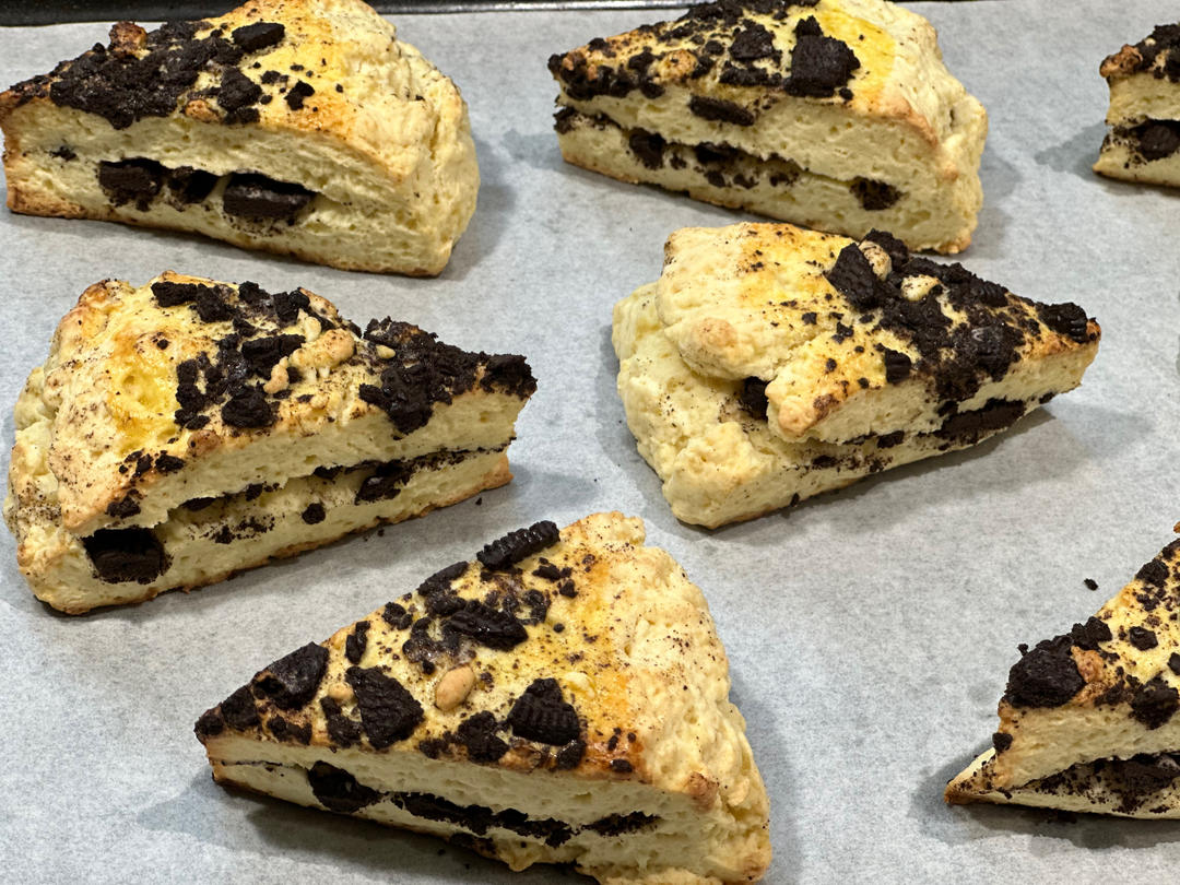 满屋飘香，口口都是满足——酥松香甜的蔓越莓蜜豆司康
