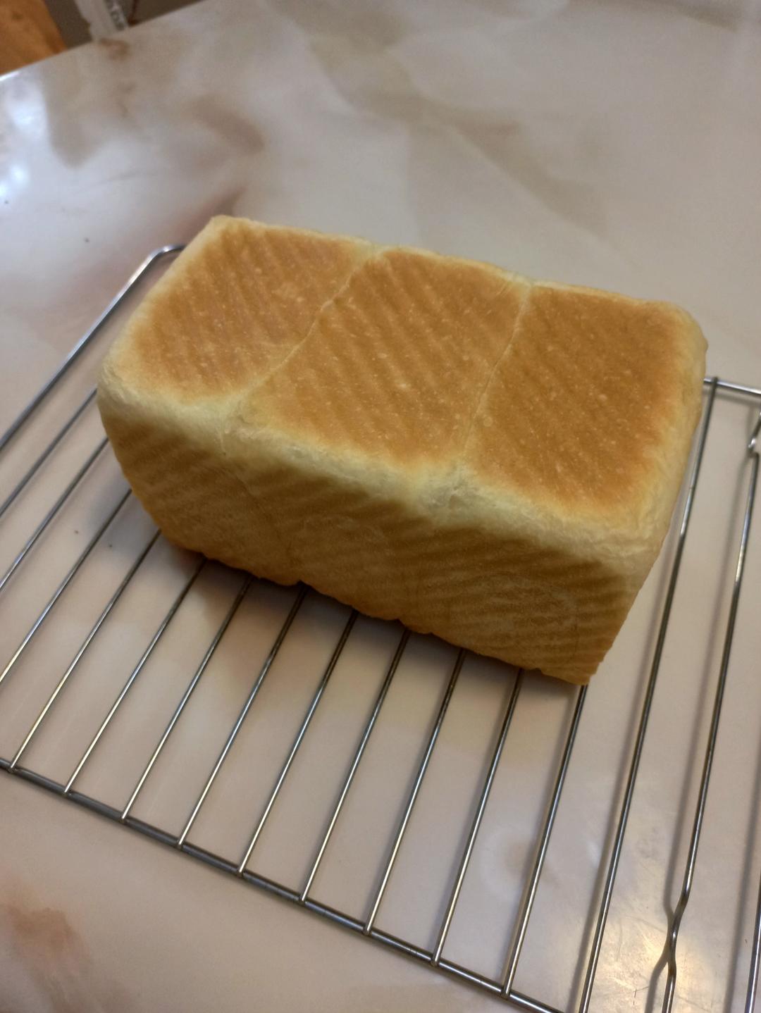 非常柔软的酸奶吐司！450克水立方吐司！