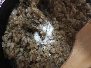快手且不用生米的茄汁红酒牛肉炖饭risotto的做法 步骤15