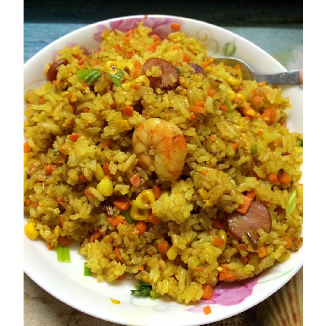 咖喱粒粒炒饭