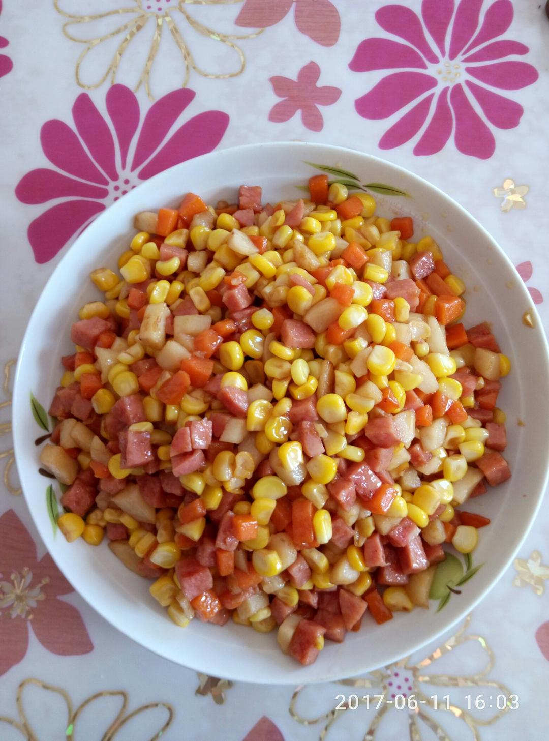 情系盈盈做的火腿肠玉米粒