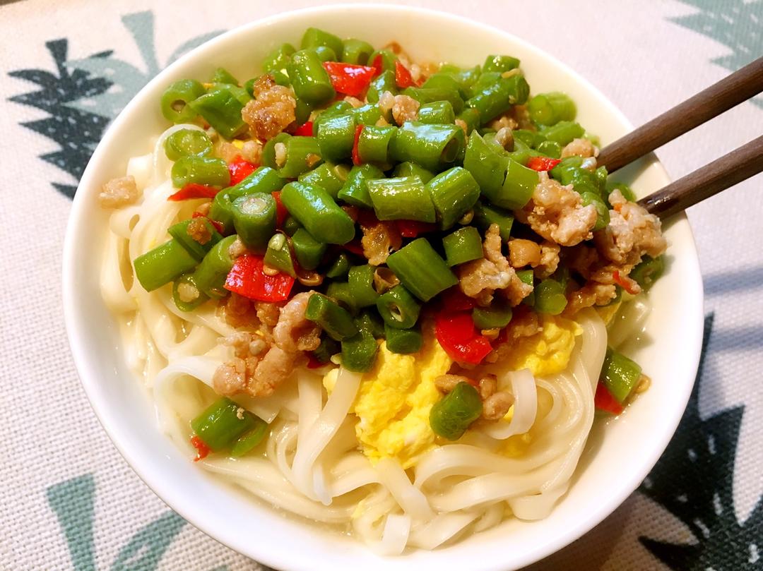 小叶子穿花裤的日常