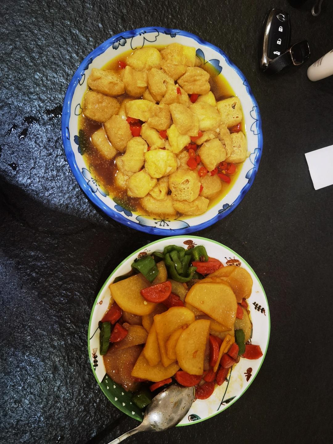土豆片炒火腿肠