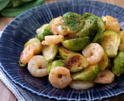 柠檬风味虾仁炒小甘蓝菜的做法