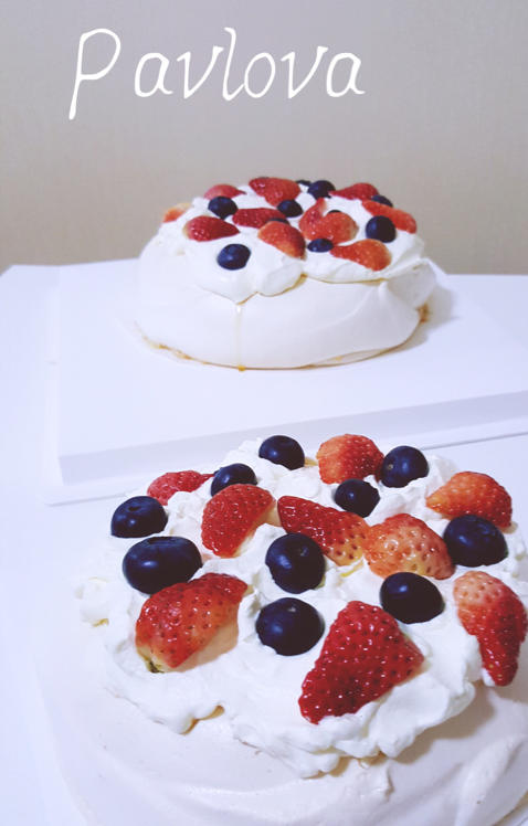 【视频】Pavlova 帕芙洛娃～新西兰奶油水果蛋白饼