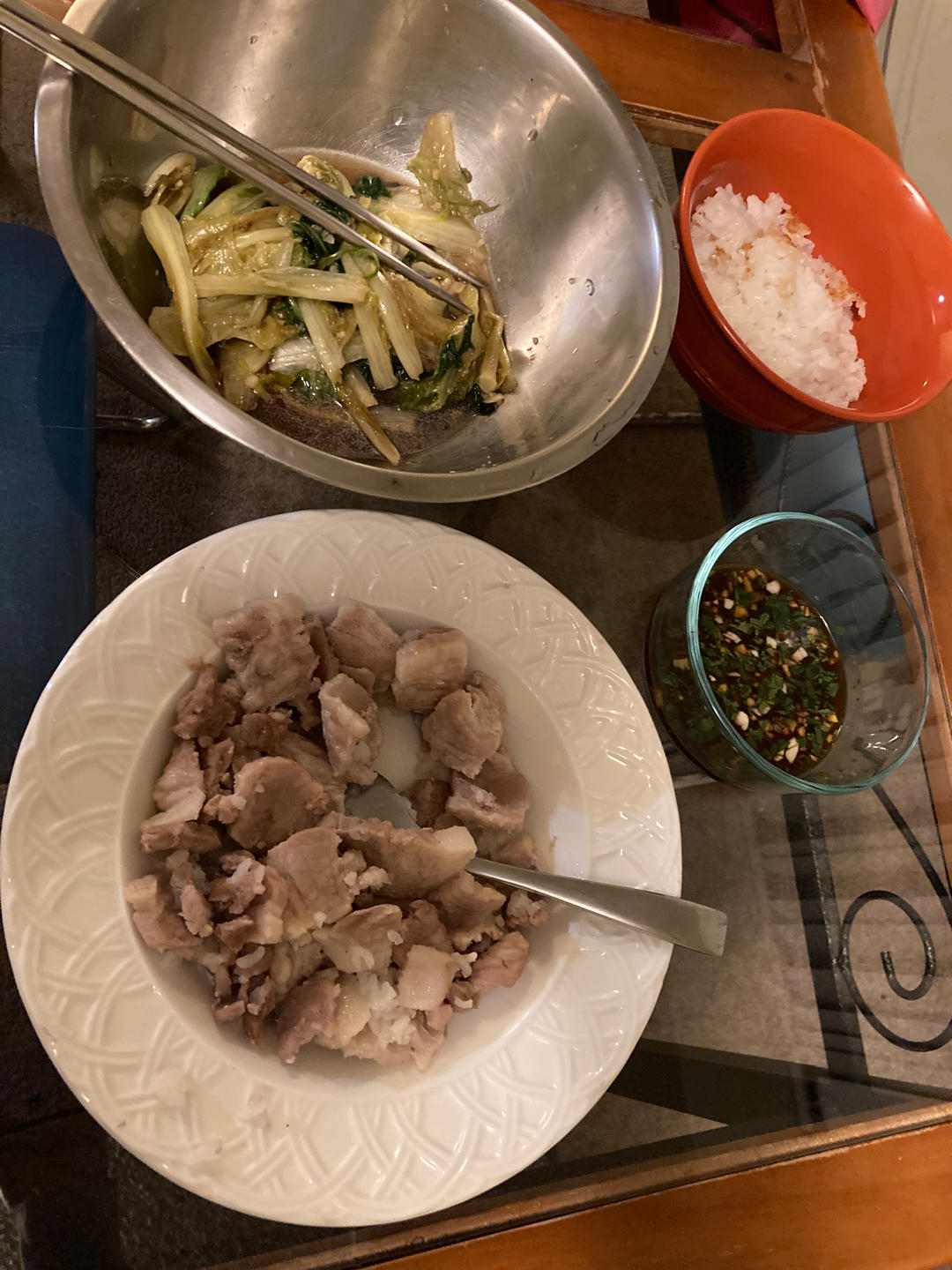 电饭煲白切肉五花肉最佳！宴客也是极好滴～