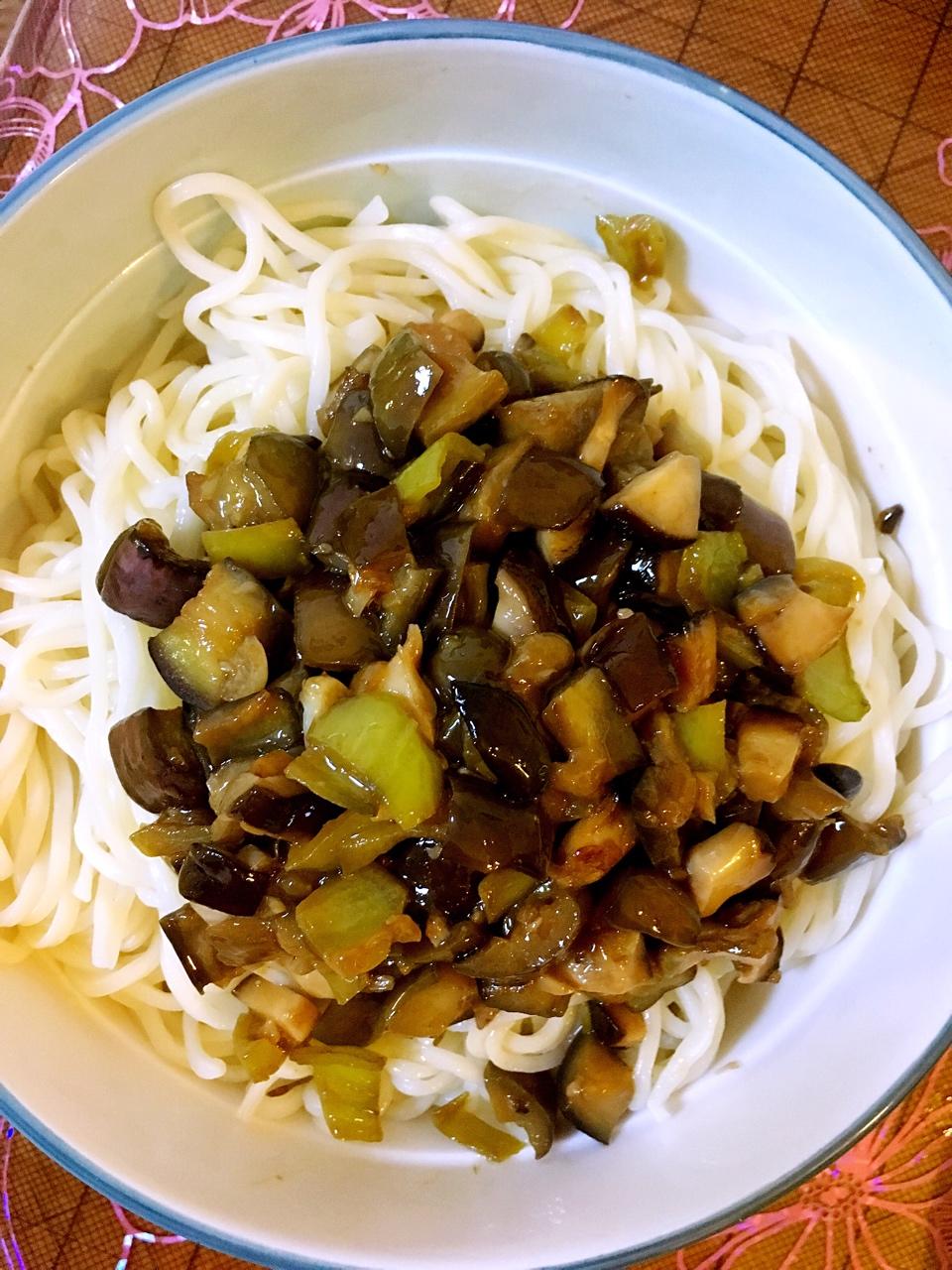 手机用户0918_8kwd做的茄子肉丁打卤面