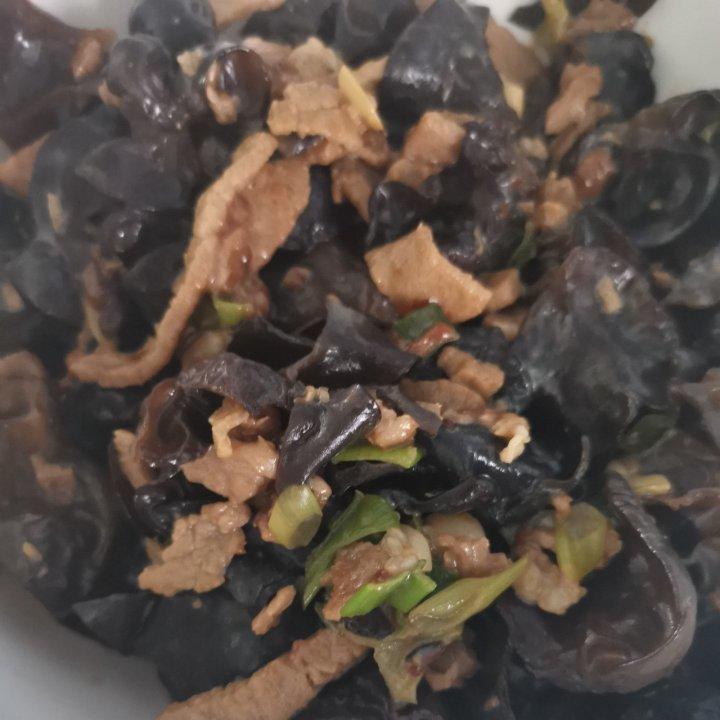 木耳炒肉
