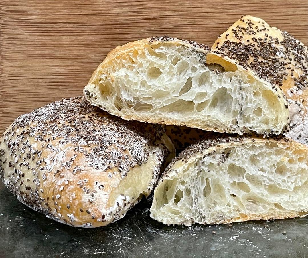 超简单免揉奇亚籽面包的做法