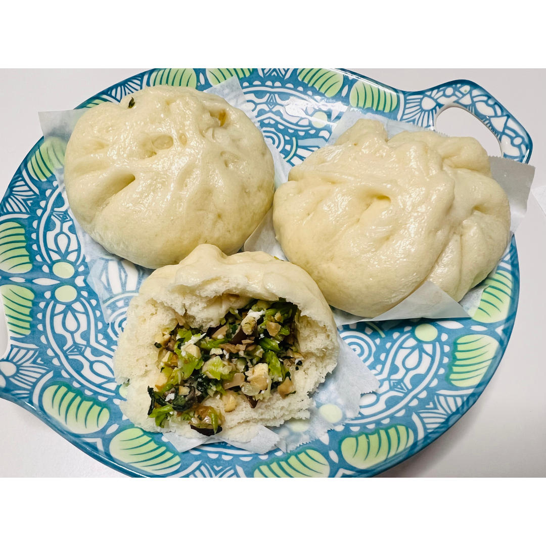 油菜香菇菜包