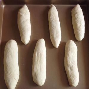 伊凡面包之鲜奶雪露包（我做过最柔软的面包）冰激淋夹馅的做法 步骤9