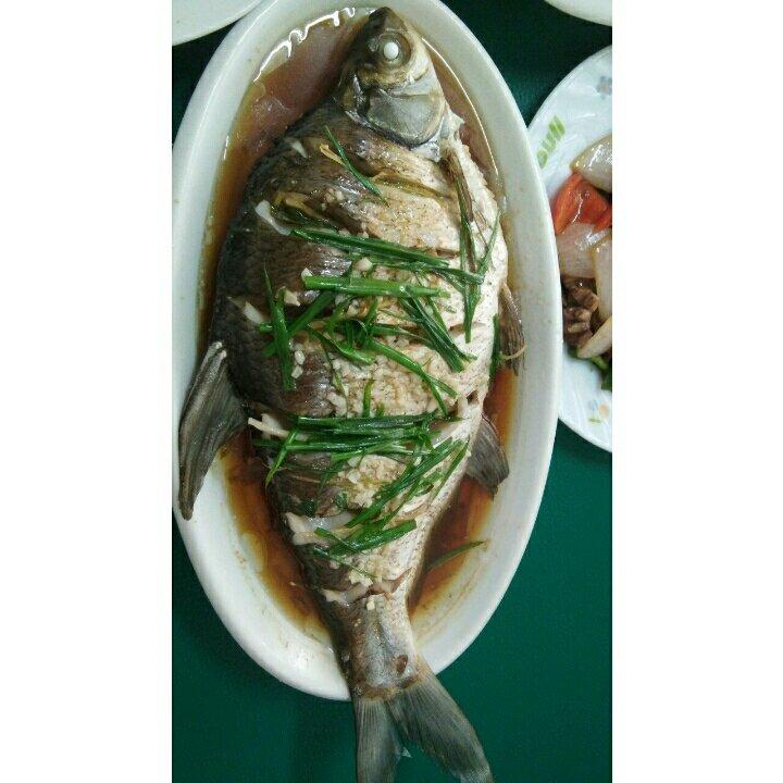 家常清蒸鲈鱼