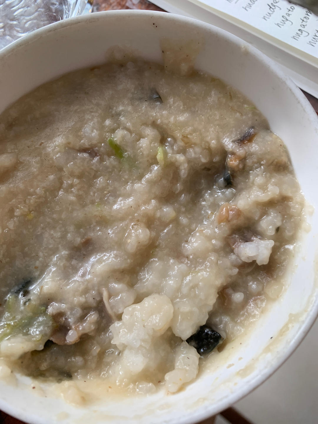 妈妈👩教我做的皮蛋瘦肉粥🥣简单快捷美味😋