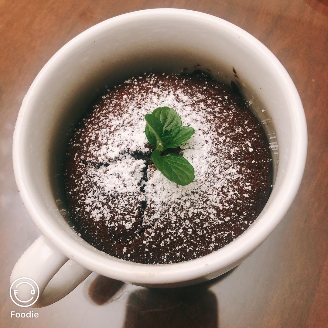 巧克力熔岩蛋糕(全图文超简单)