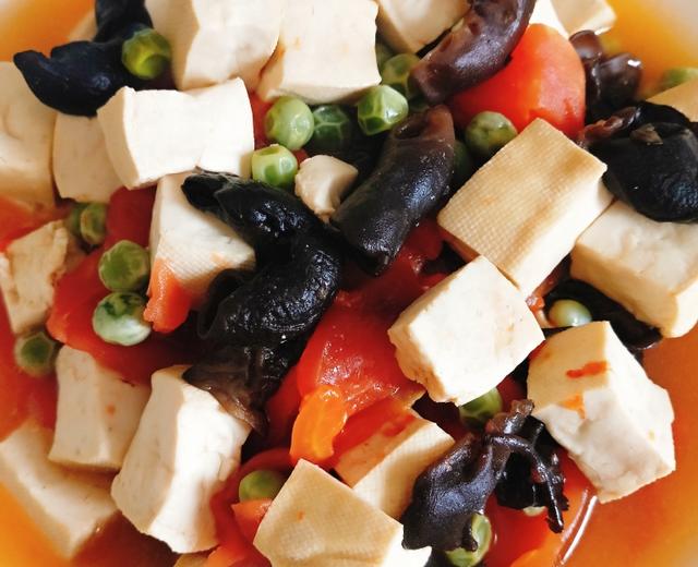 素食，清炖西红柿豌豆木耳豆腐的做法