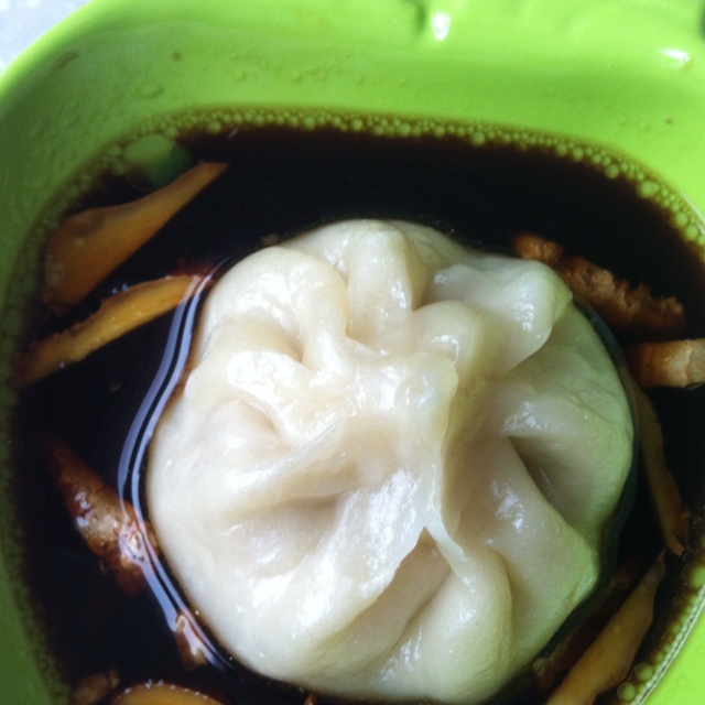 灌汤小笼包