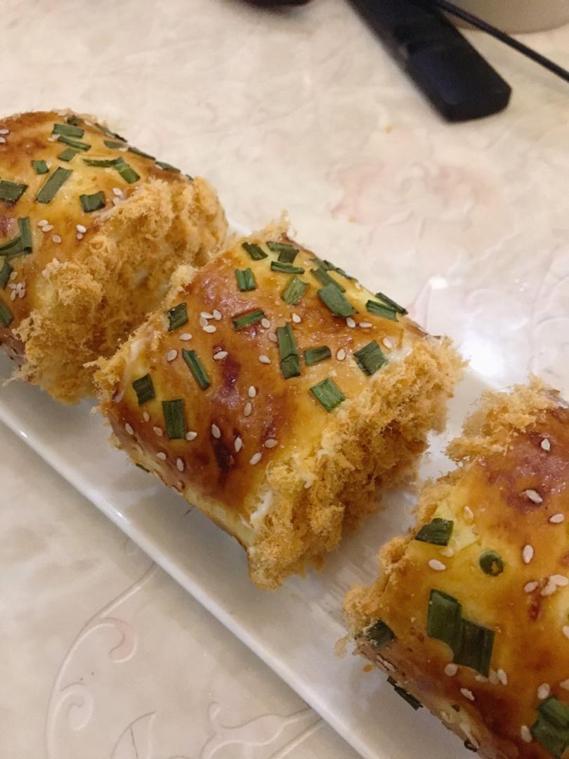 肉松面包卷
