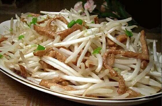 肉丝炒豆芽的做法