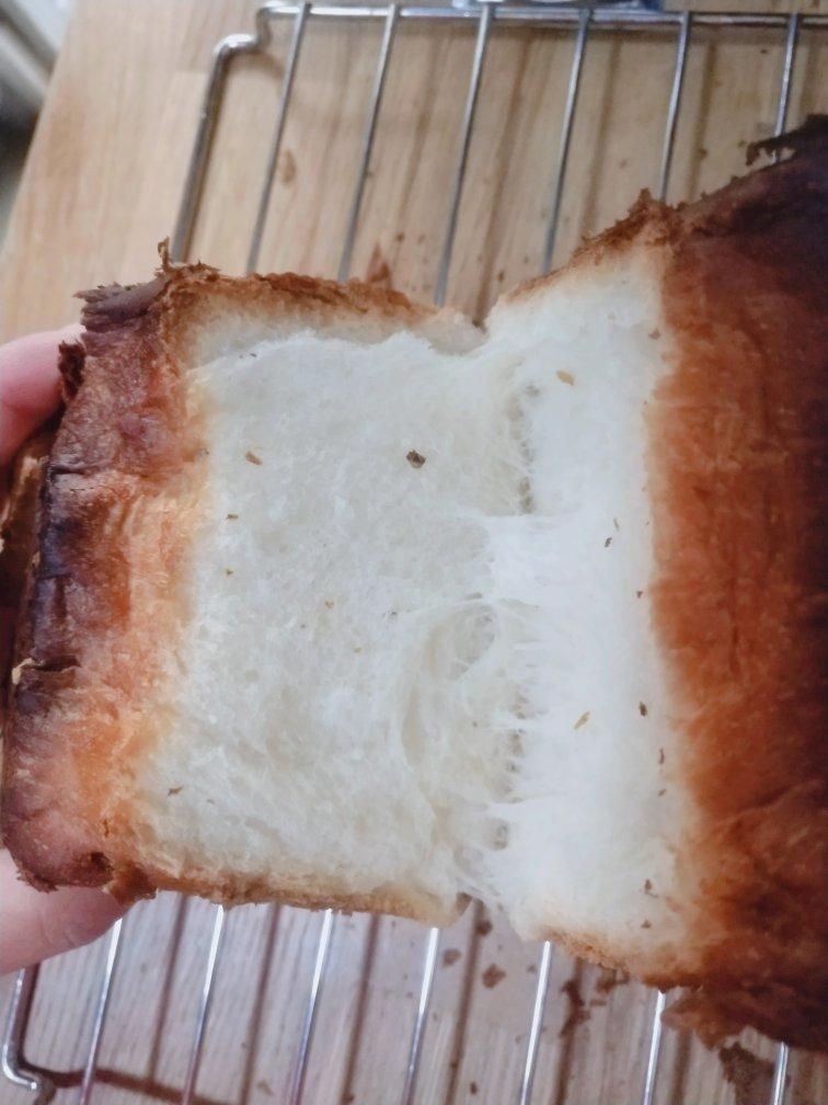 《Tinrry+》软绵绵的白吐司