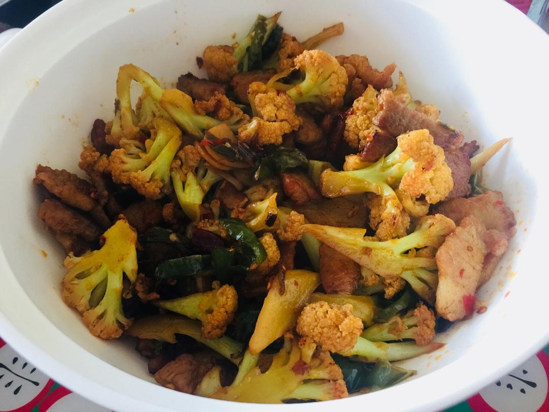 老丁的私房菜-干锅花菜