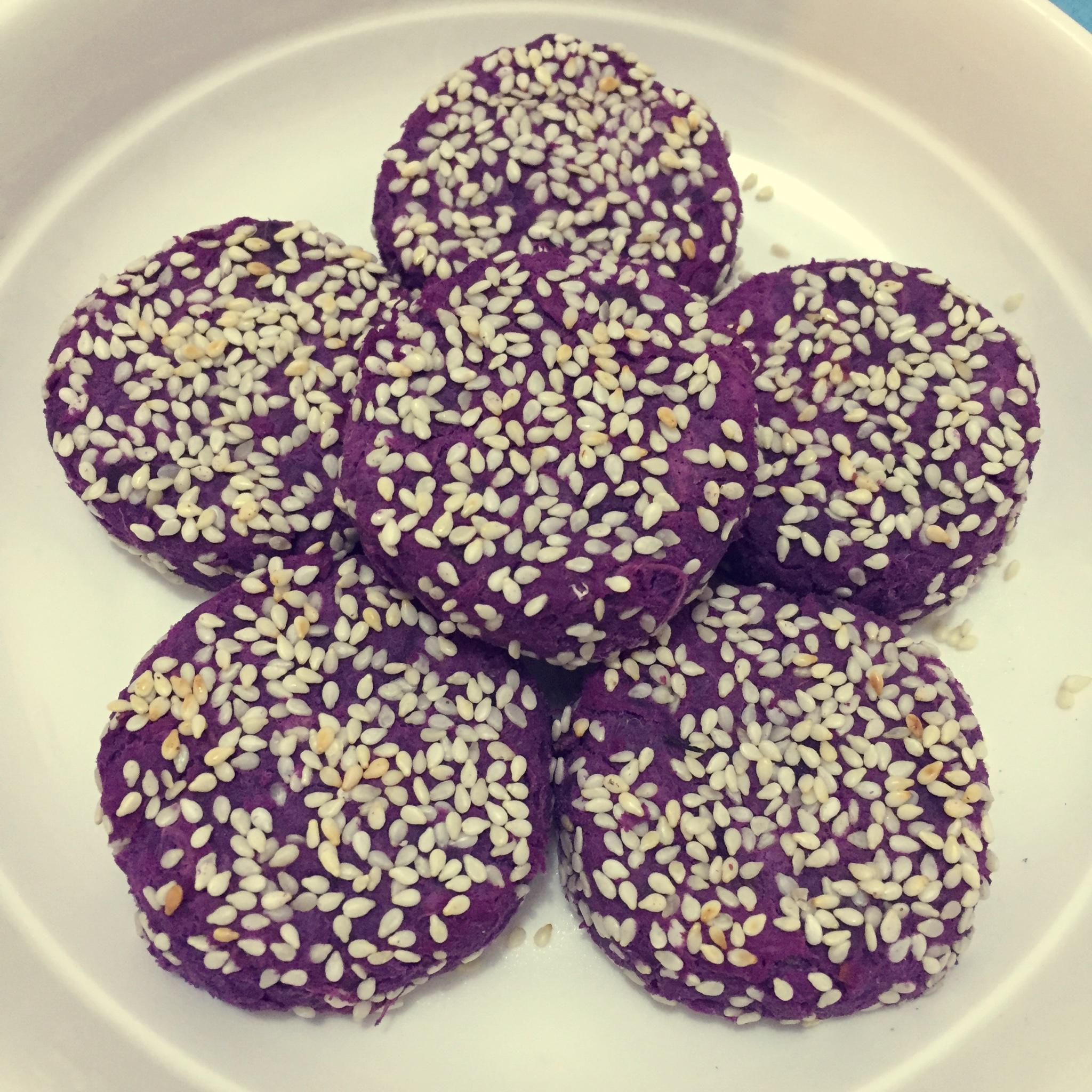 紫薯饼（无水无油无糖超级健康版）的做法