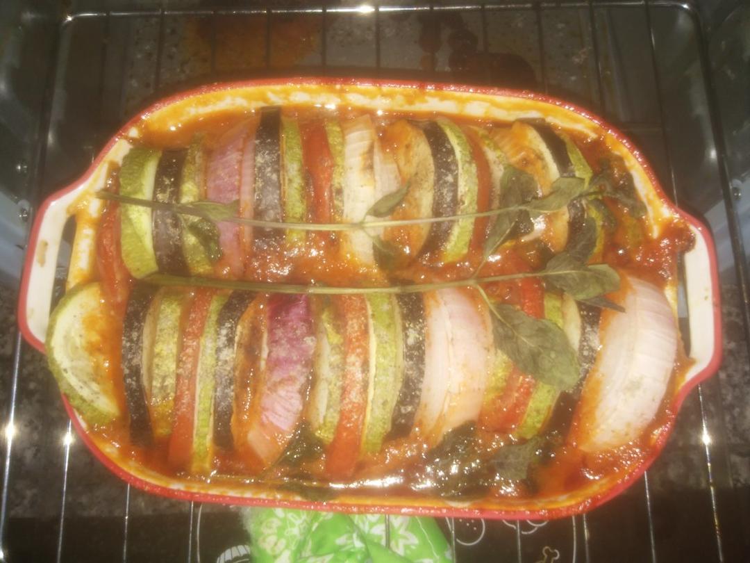 《料理鼠王》普罗旺斯炖菜