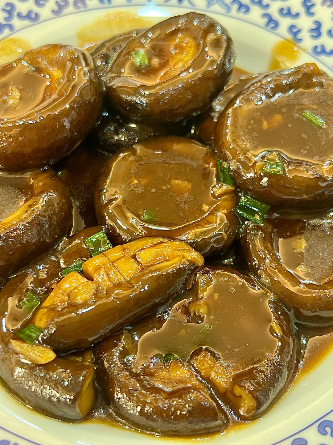 鲜嫩多汁，比鲍鱼还好吃红烧香菇