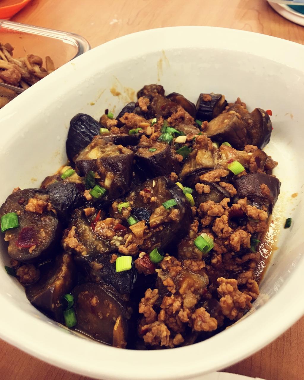 厨师长教你：“少油型鱼香茄子”的做法快收藏了