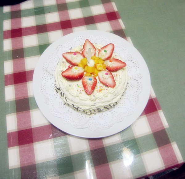 草莓芒果奶油蛋糕