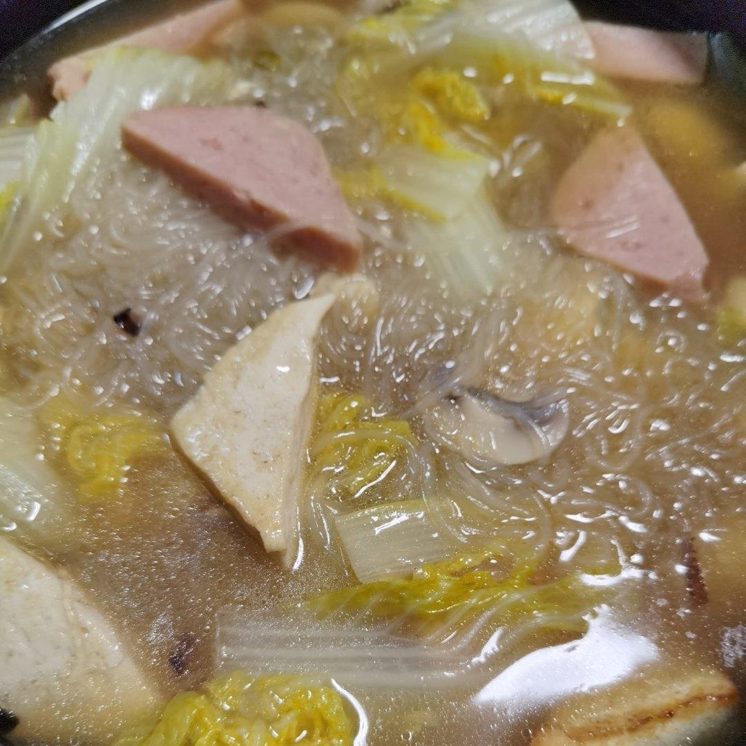娃娃菜粉丝煲，低卡又鲜美
