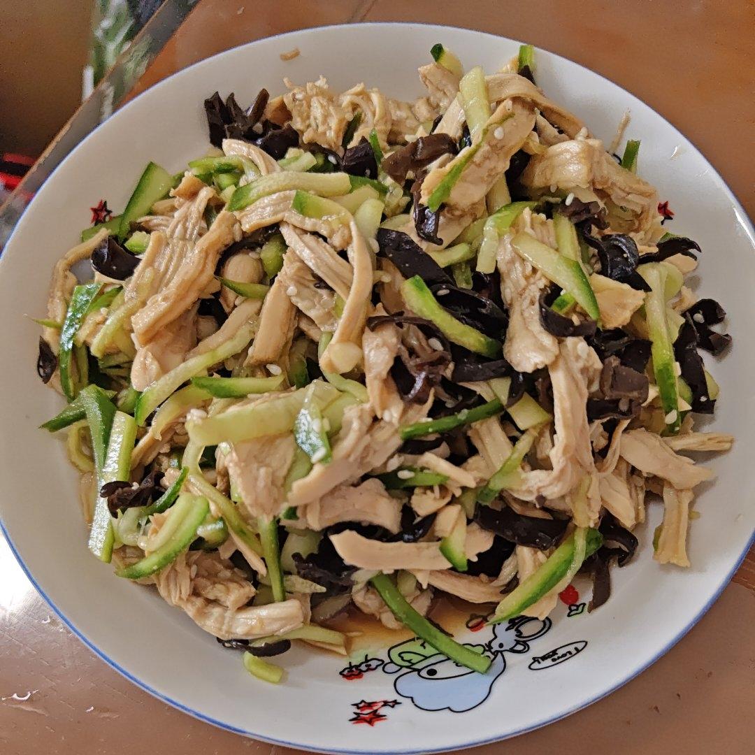 夏季清爽开胃🥒十分钟搞定🐤低脂凉拌鸡胸肉
