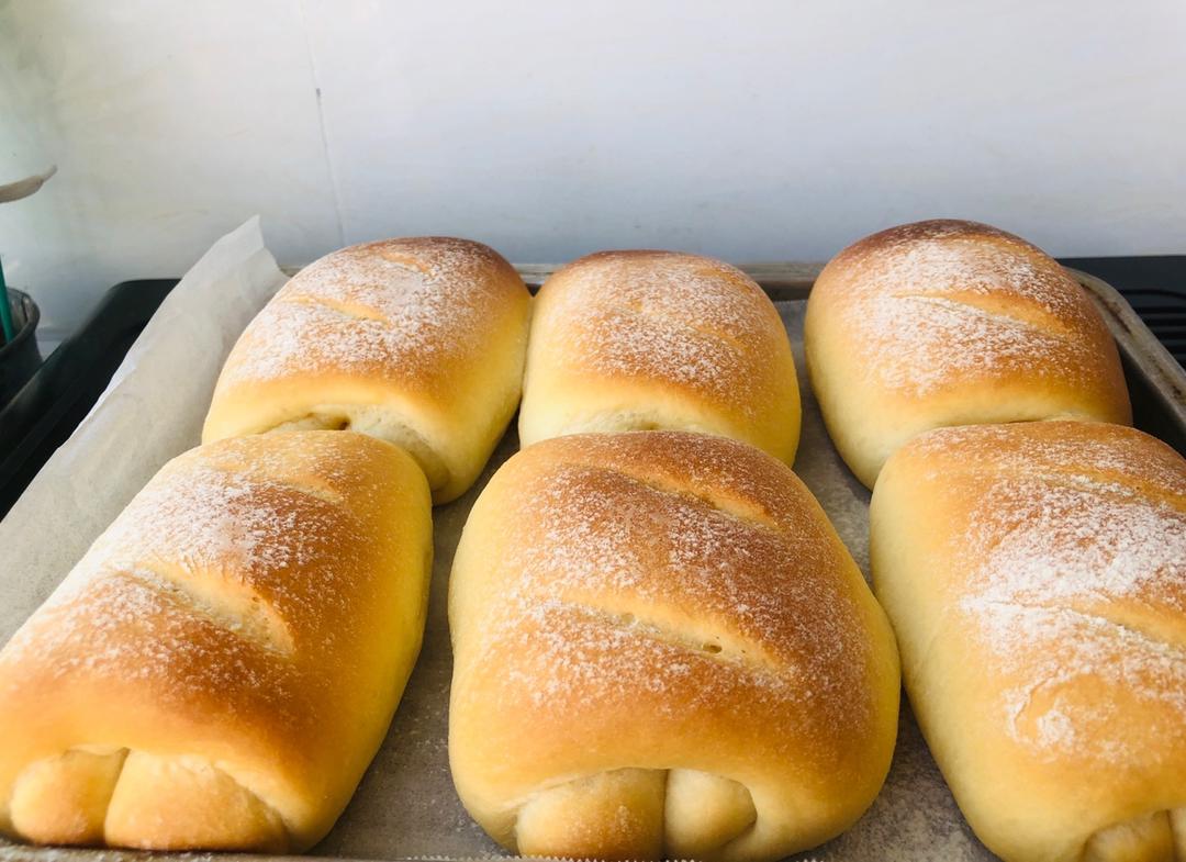 软到不知所措的牛奶卷