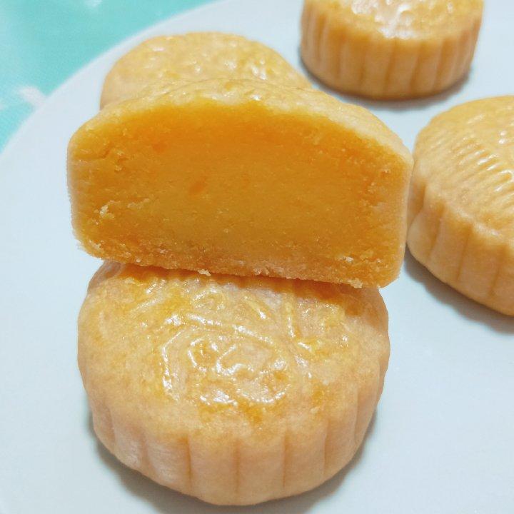 金沙奶黄月饼
