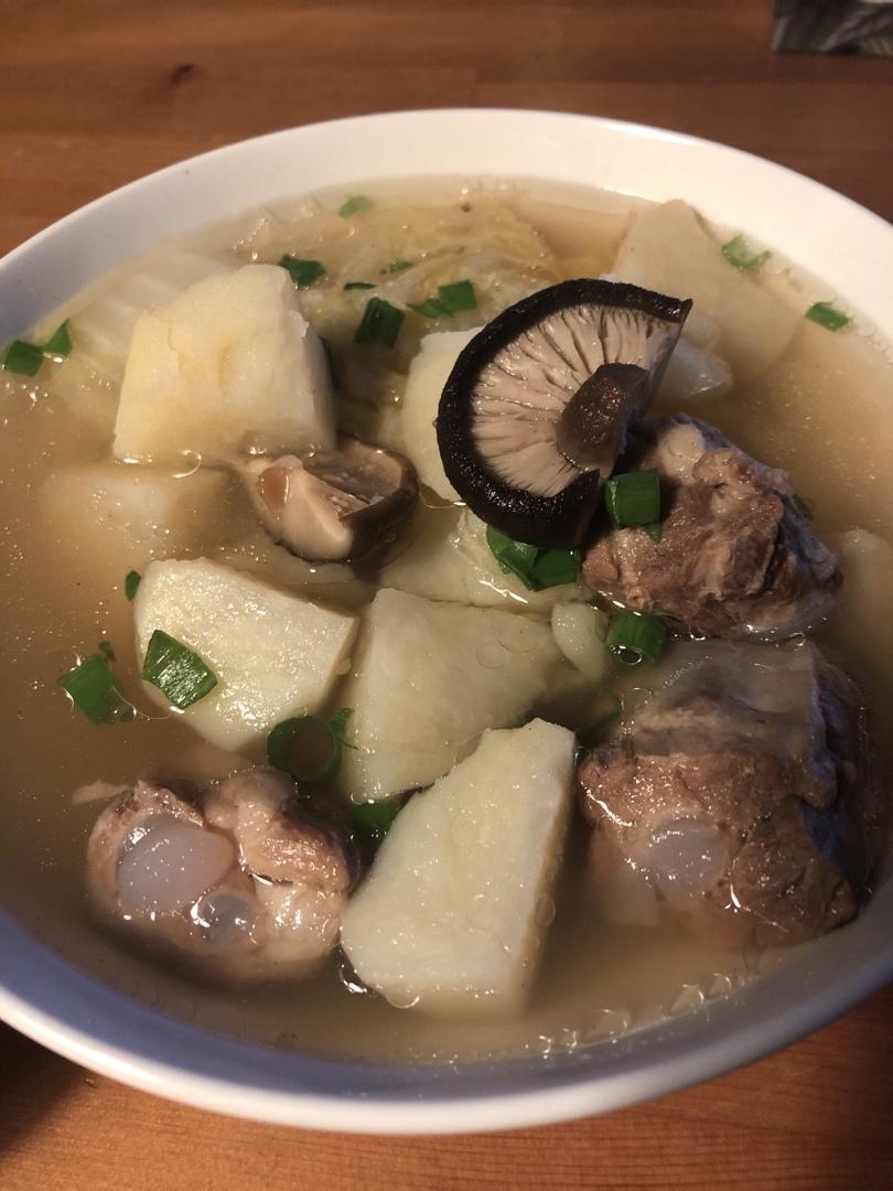 清炖排骨汤