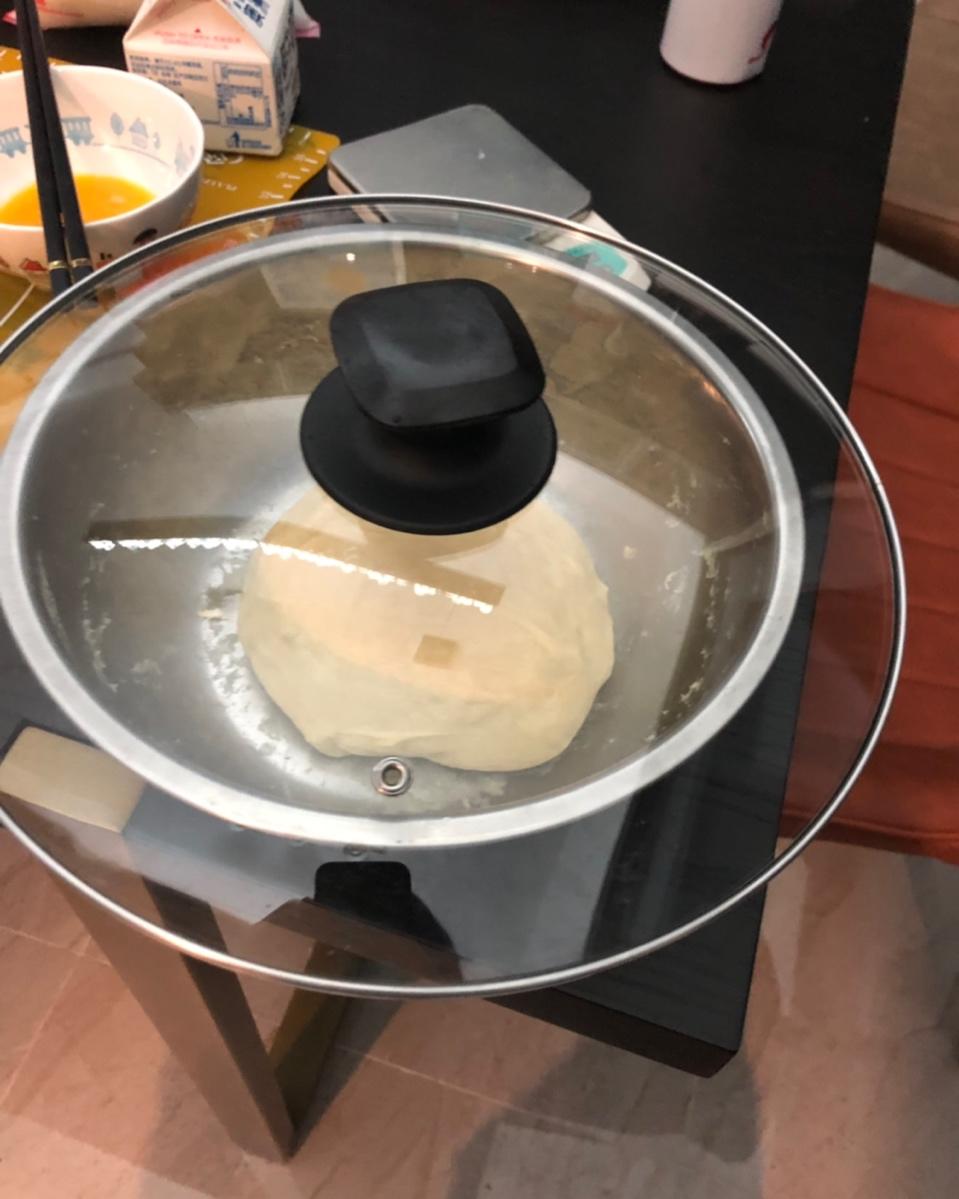 可以拉丝的超级软奶香吐司面包