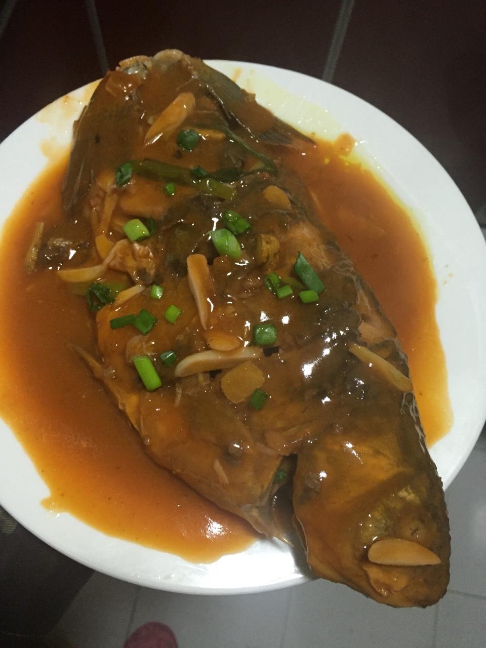 一个安安静静的闪电侠做的茄汁鲈鱼