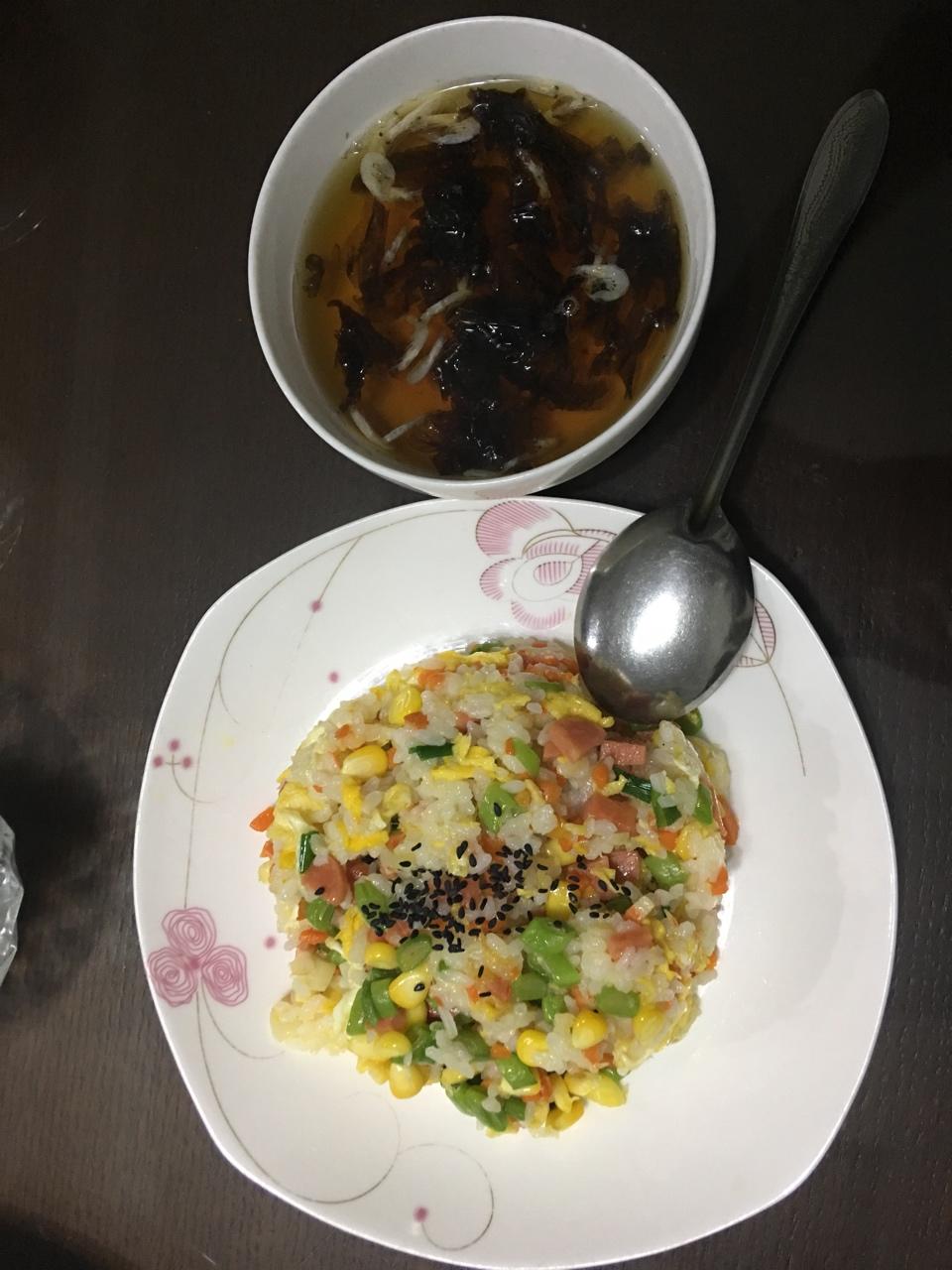 菠萝炒饭