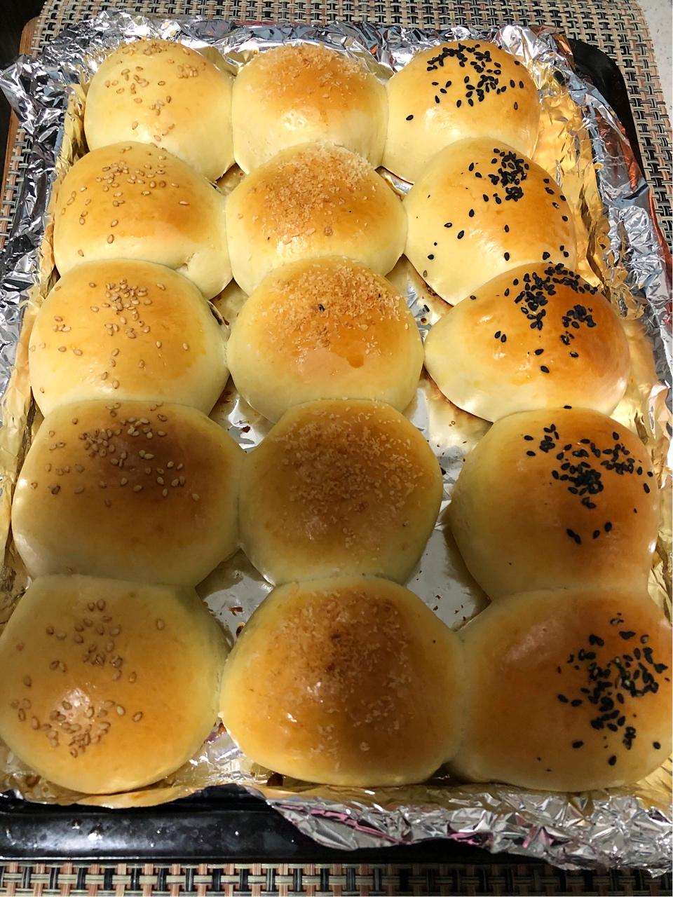 柔软看得见─超软香甜椰蓉小面包