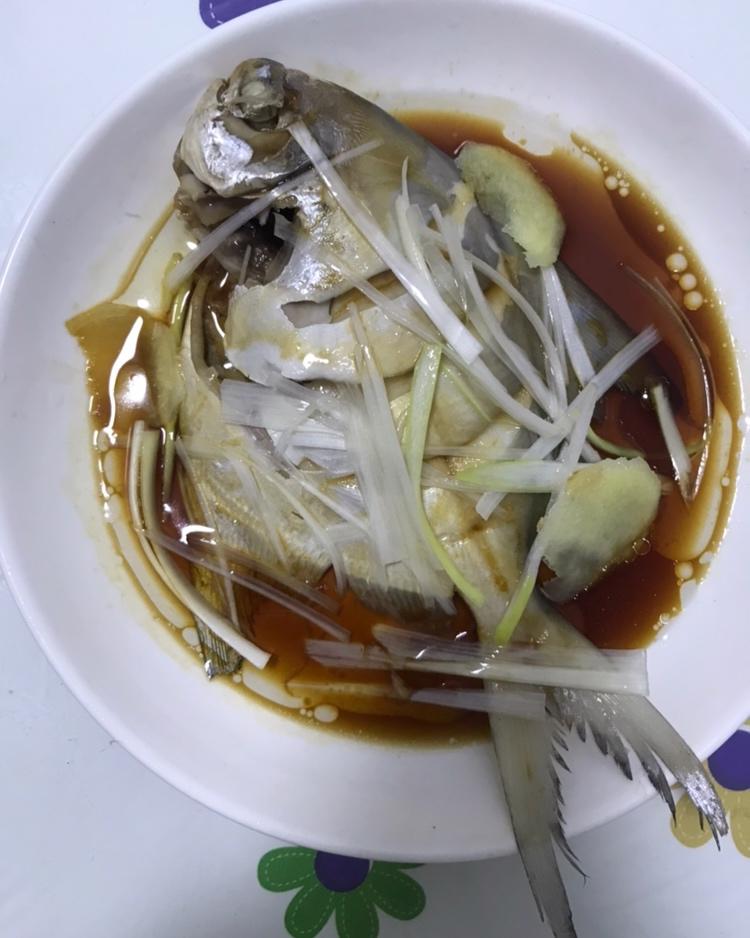 清蒸鲳鱼