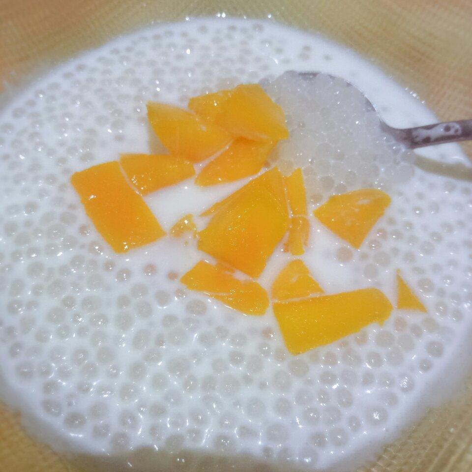 芒果椰汁西米露