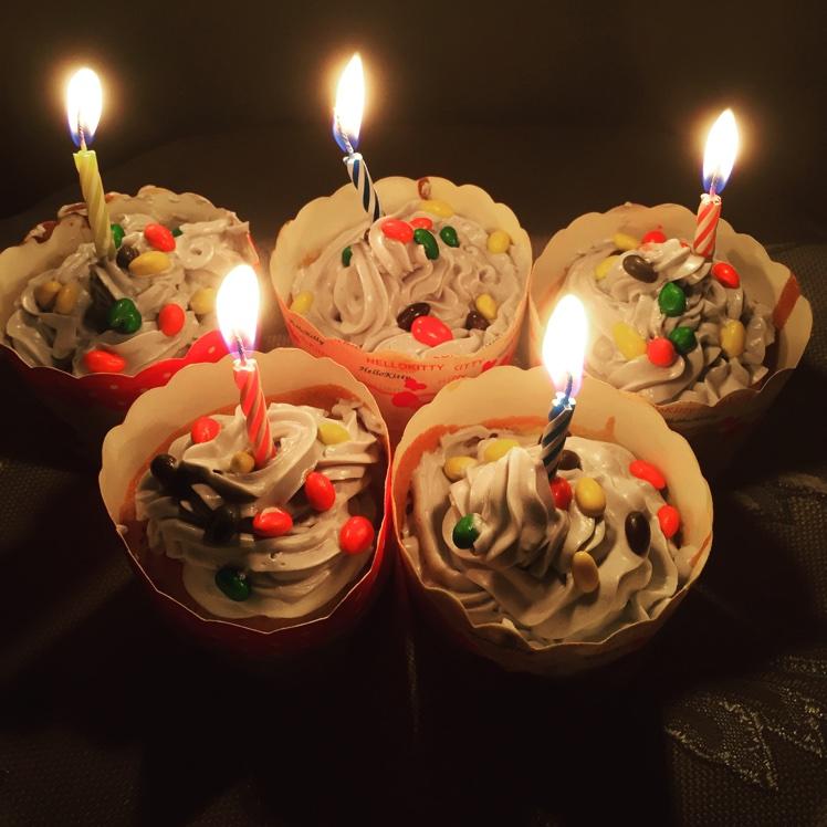 鲜奶油戚风杯子蛋糕（纸杯蛋糕）