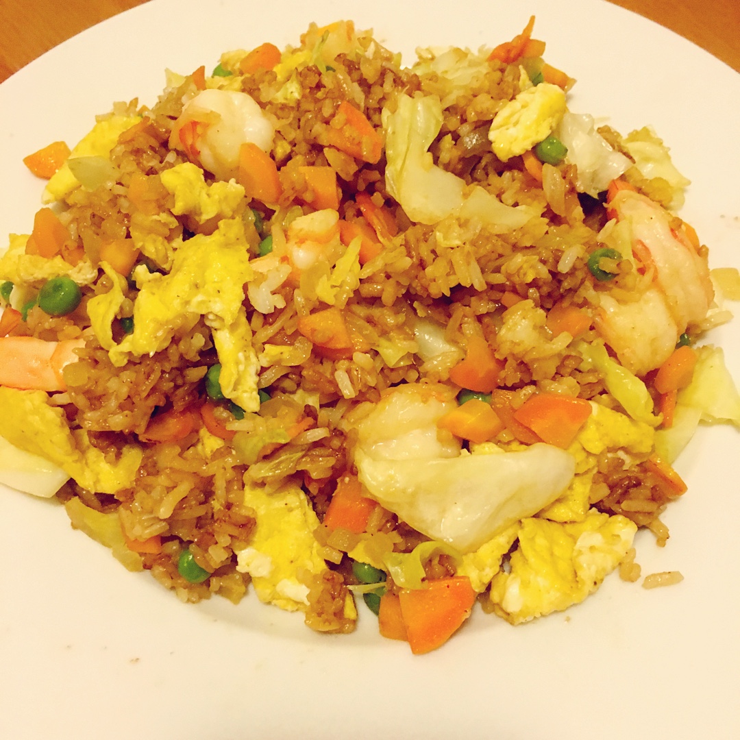 鲜虾酱油炒饭