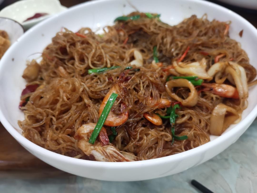 鲜虾粉丝煲