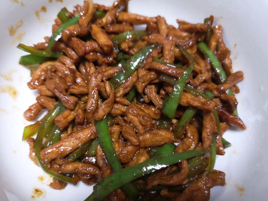 ‼️好吃到舔盘的青椒肉丝盖浇饭