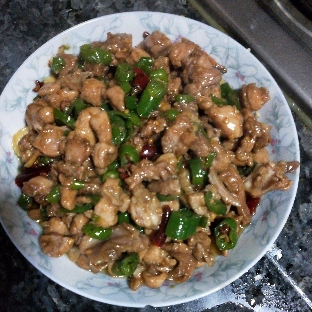 二青条爆炒兔丁