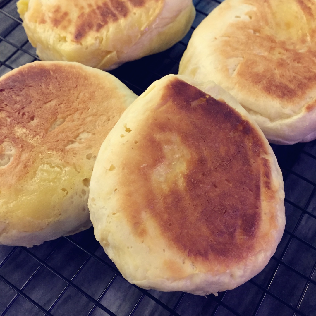 【曼达小馆】下午茶系列：平底锅爆浆乳酪面包！