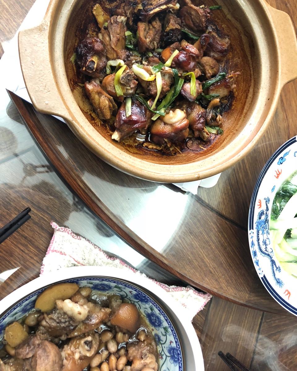 砂锅焖鸡