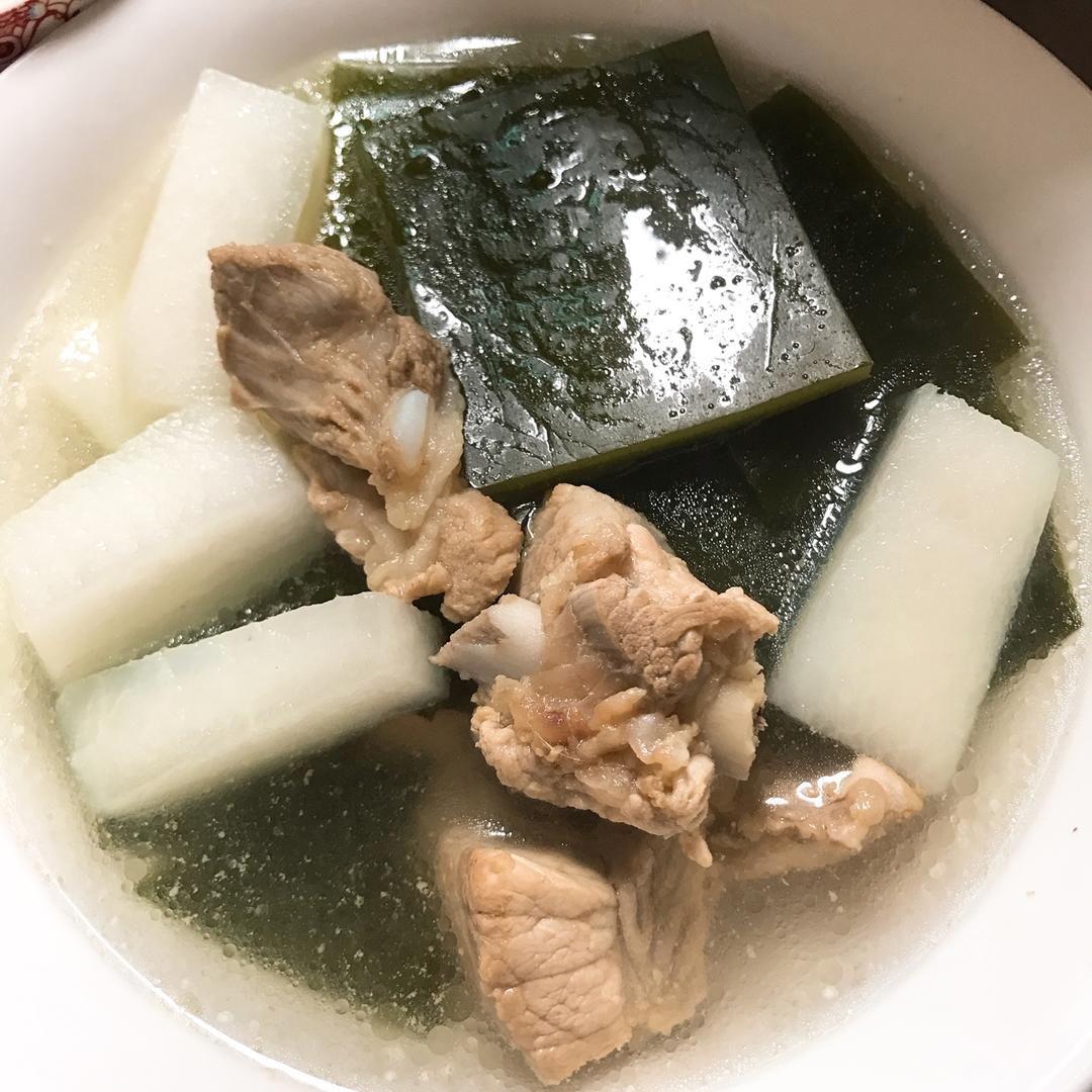 minling做的海带萝卜排骨汤